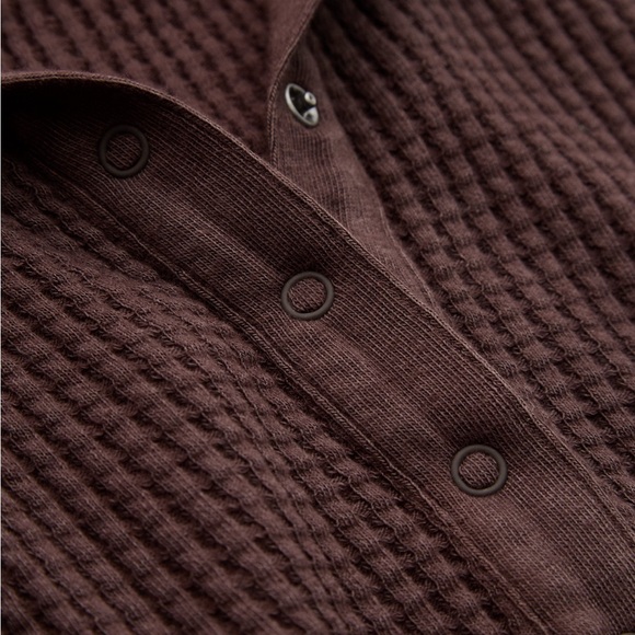 NWT Aerie Wow! Waffle Mockneck Henley Long Sleeve T-Shirt - Picture 5 of 9